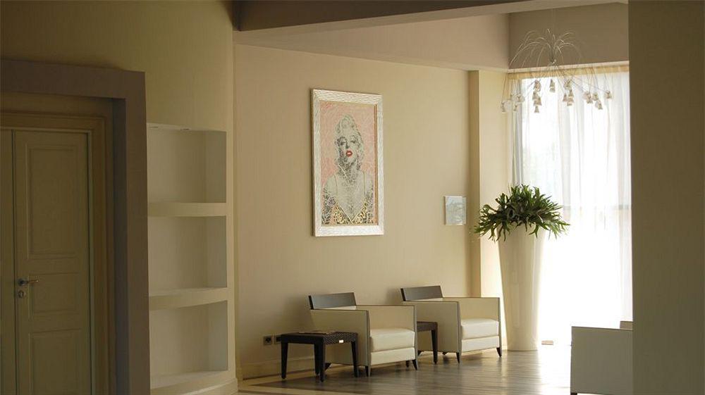 Cremona Palace Hotel Costa Sant'Abramo ภายนอก รูปภาพ