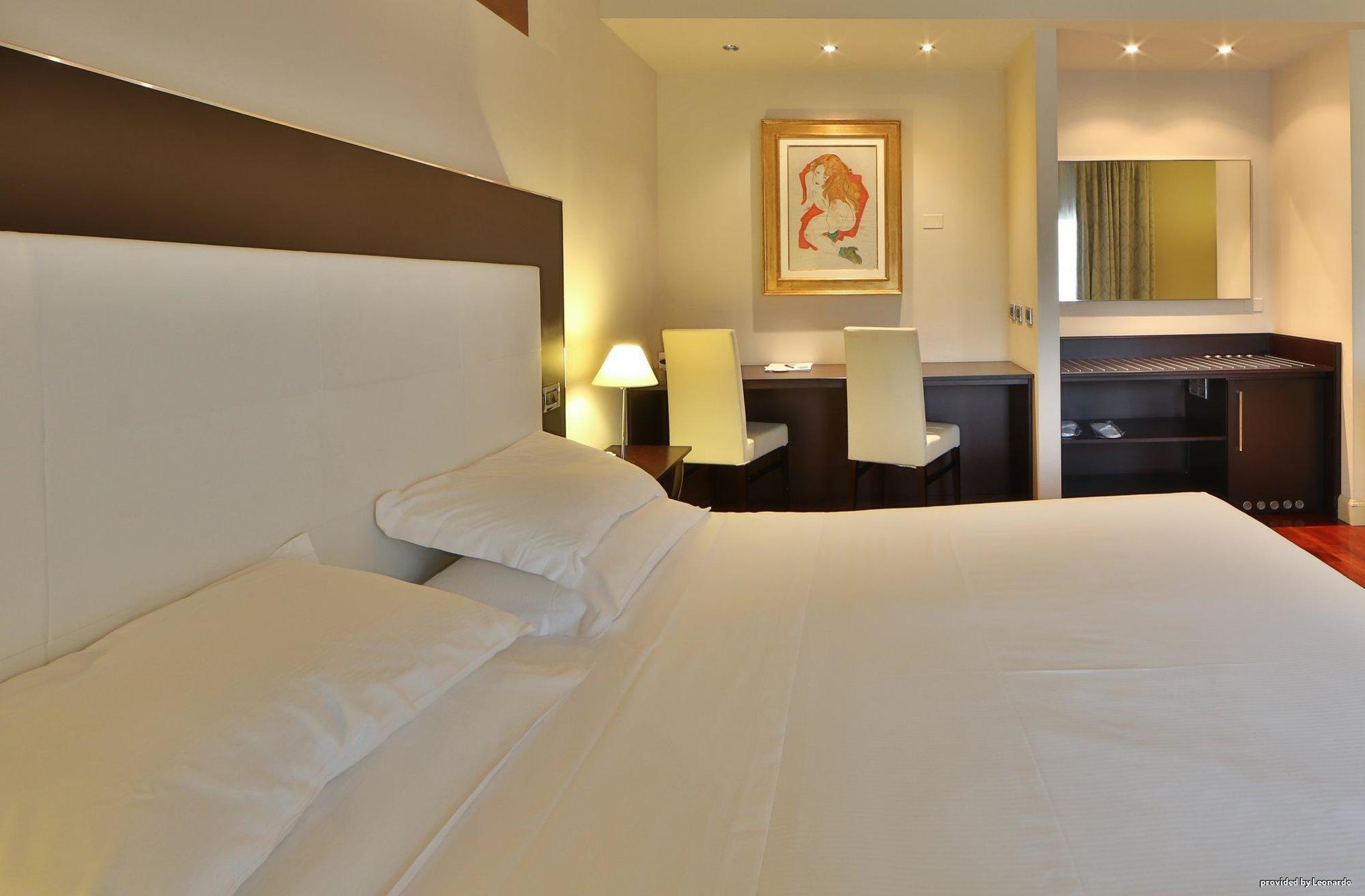 Cremona Palace Hotel Costa Sant'Abramo ภายนอก รูปภาพ
