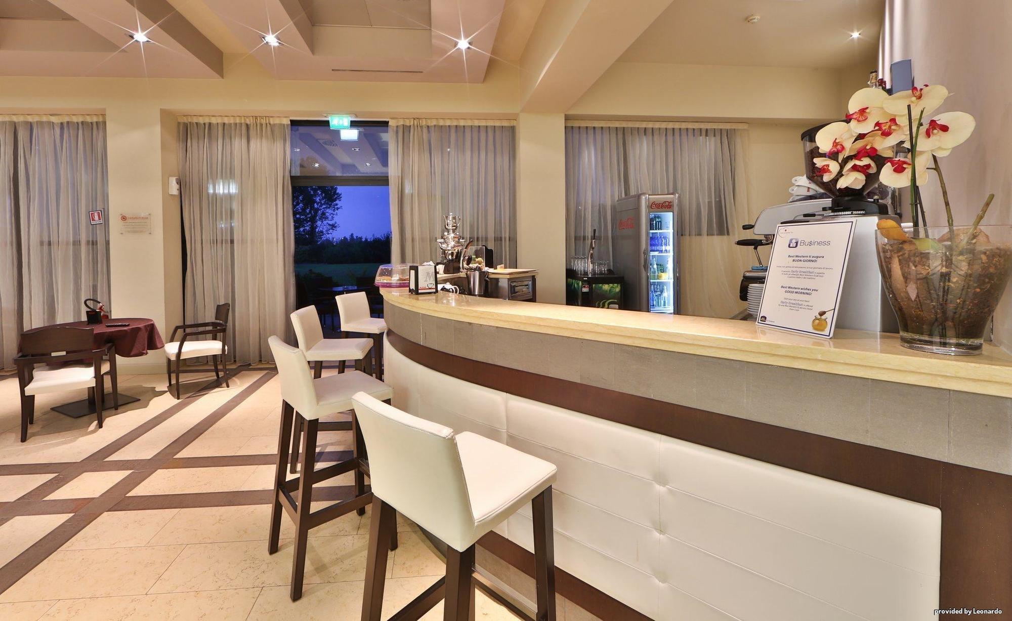 Cremona Palace Hotel Costa Sant'Abramo ภายนอก รูปภาพ
